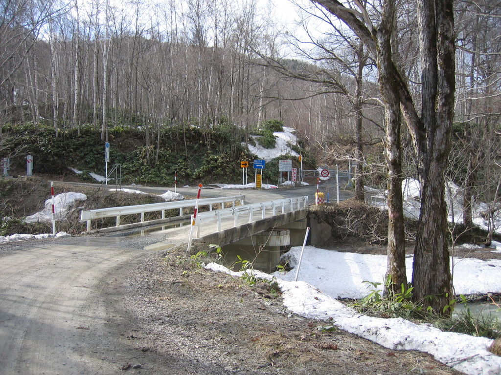 ニニウへの道
キーワード: 日高エリア